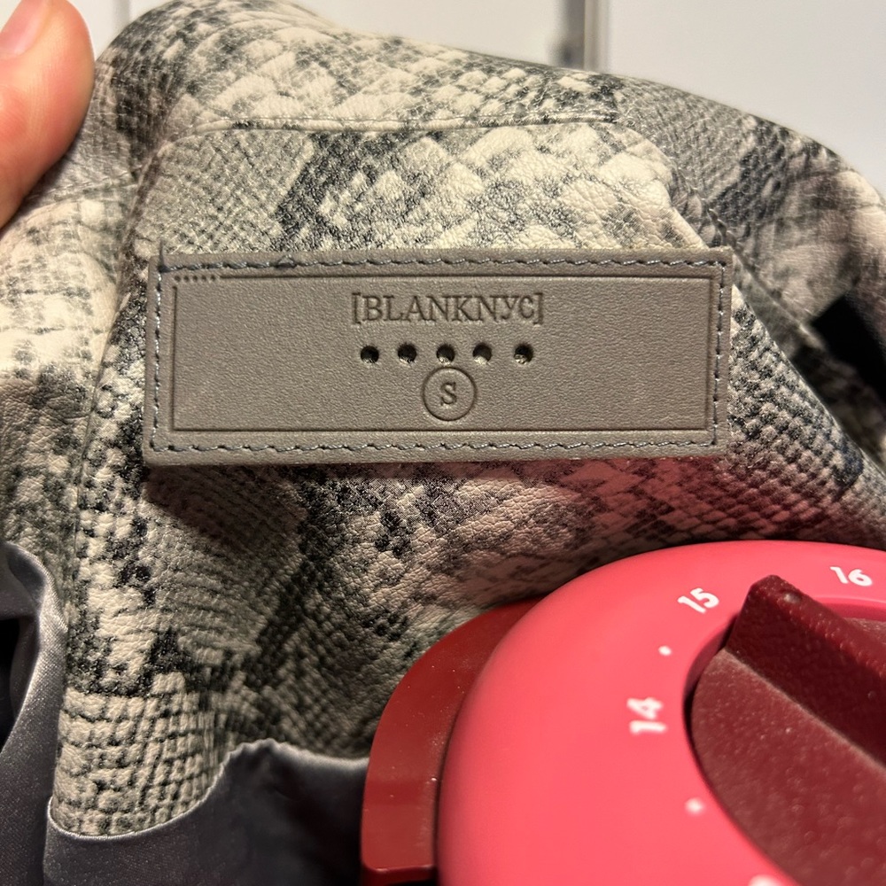 Snakeskin jacket - Picture 8 of 8